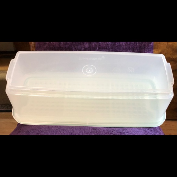 Tupperware Large Easy Crisp Celery Keeper - Picture 2 of 4